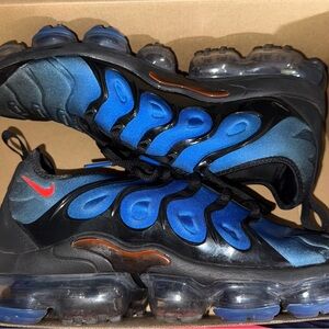Nike Kids Black and Blue Sneakers with Red Accents